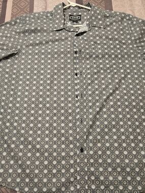 XL Gibson Men's Patterned Button-Up Shirt